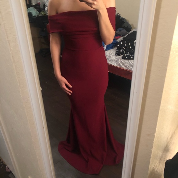 Windsor Dresses & Skirts - Maroon off shoulder dress
